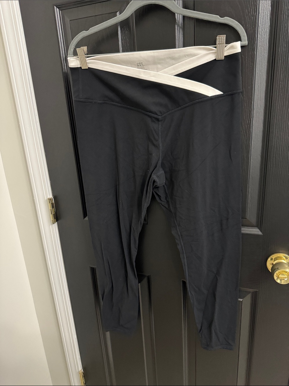 JoyLab Black Leggings with Cream Crisscross Waist